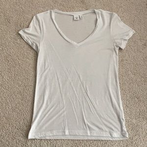 BP plain white v neck tee, XS